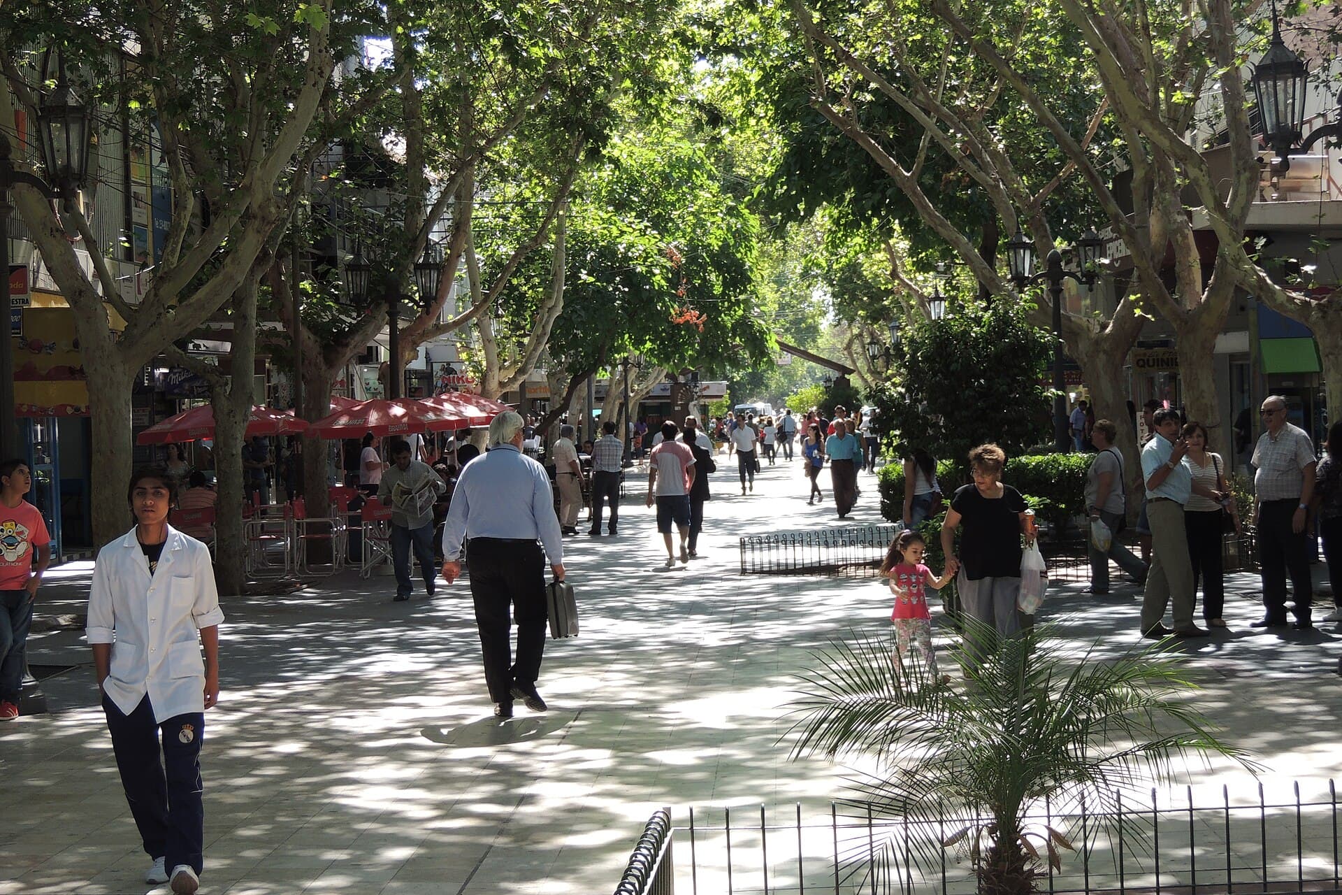 Peatonal Rivadavia